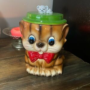 7" Vintage "Kitsch Style" Big Eye Kitty Cat Tiger Cub & Mouse Cookie Jar